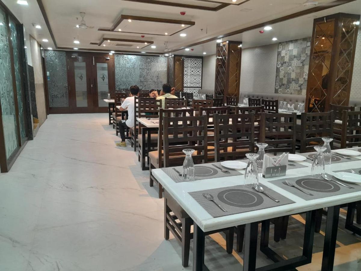 Rich Grand Hotel Agra  Eksteriør bilde